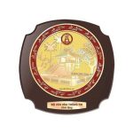 Biểu trưng gỗ đồng hình tròn