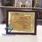 Biểu trưng gỗ đồng ăn mòn