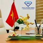 Bộ để bàn pha lê con ngựa