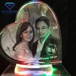 In ảnh kỷ niệm ngày cưới lên pha lê 3D trong suốt