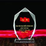 Kỷ niệm chương pha lê quà tặng đại Hội Đảng